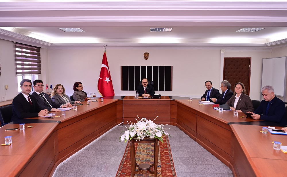 Valimiz Yakup Canbolat İlçe Kaymakamları İle Bir Araya Geldi